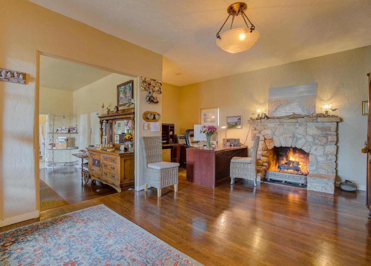 Sandpiper Inn Carmel-by-the-Sea Bagian luar foto