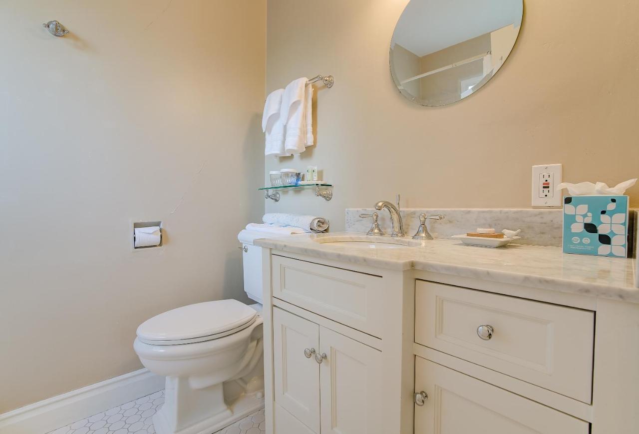 Sandpiper Inn Carmel-by-the-Sea Bagian luar foto