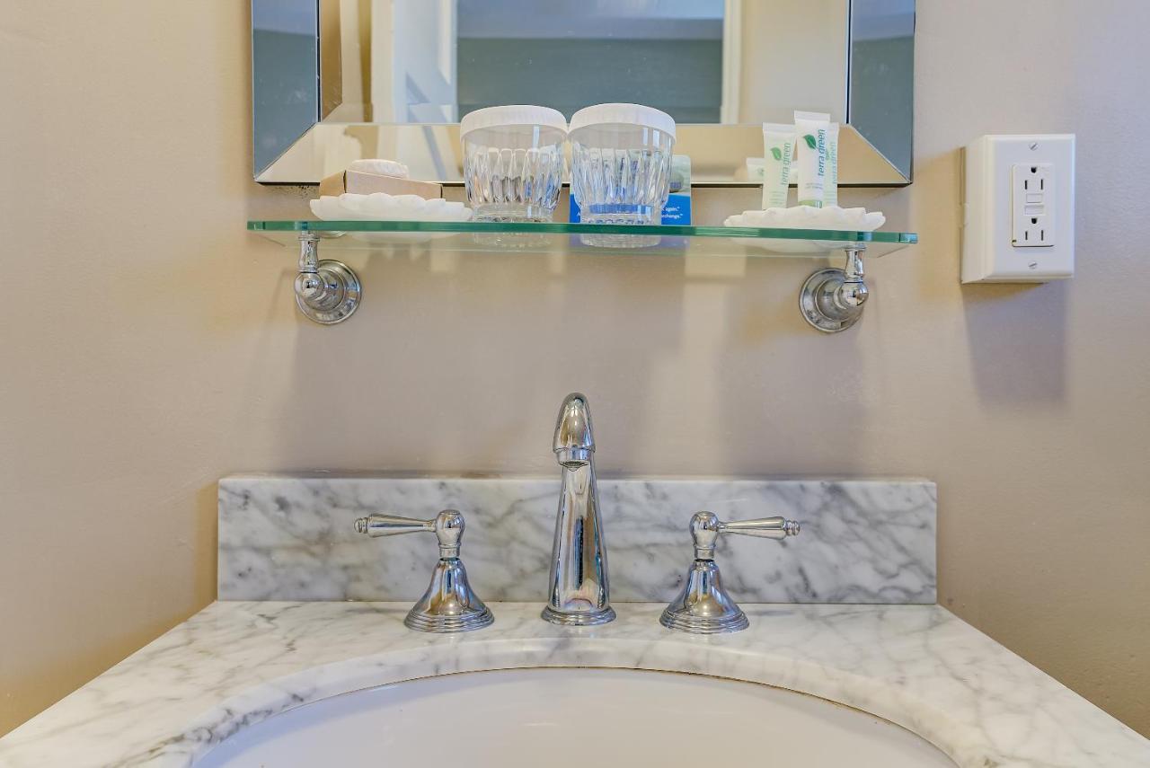 Sandpiper Inn Carmel-by-the-Sea Bagian luar foto